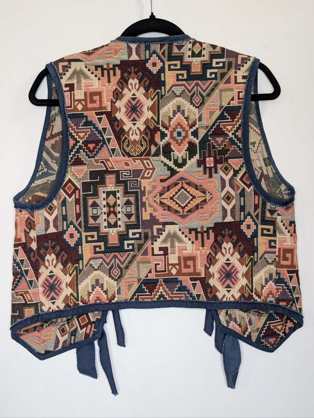 Diamond L Western Wear Southwestern Tapestry Tie Vest Made in USA - Picture 6 of 6